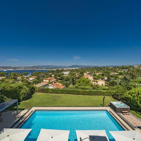 Joli Holiday home Antibes