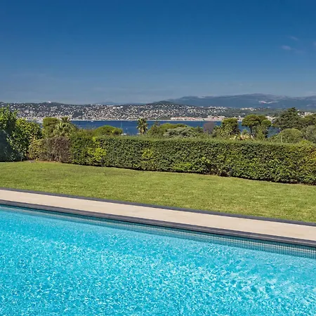 Joli Holiday home